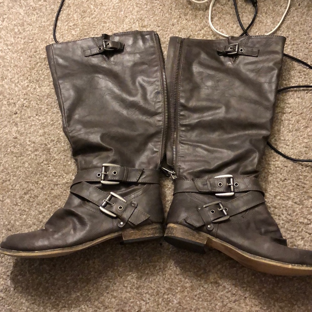 Moro Boots